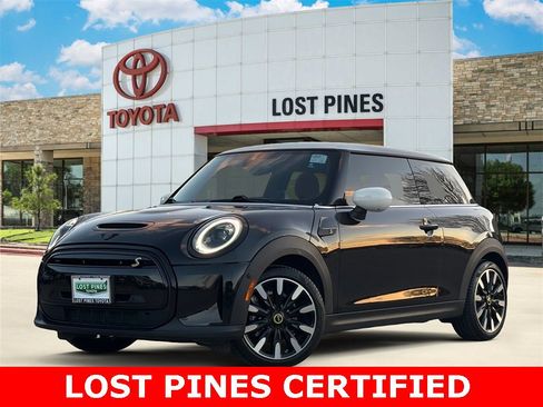 Used 2023 MINI Cooper SE image 1