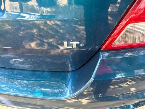 Used 2019 Chevrolet Trax LT w/ LT Convenience Package FWD image 14