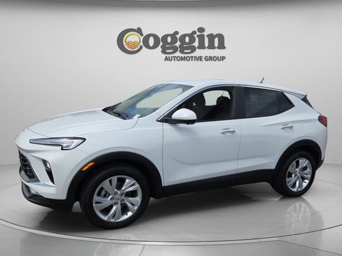 New 2026 Buick Encore GX Preferred w/ Advanced Technology Package FWD image 1