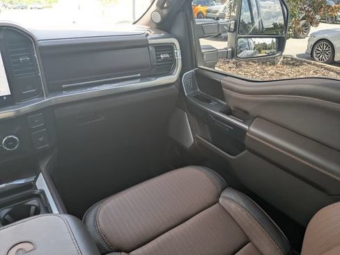 Used 2026 Ford F250 King Ranch w/ Chrome Package AWD/4WD image 19