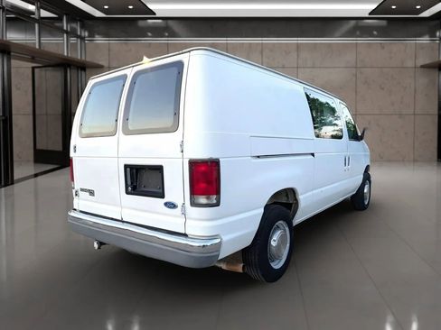 Used 1997 Ford E-250 and Econoline 250 Heavy-Duty RWD image 5