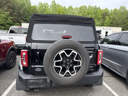 Used 2024 Ford Bronco Outer Banks AWD/4WD image 12