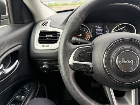 Used 2021 Jeep Compass Sport FWD image 7