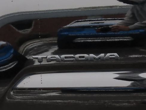Used 2023 Toyota Tacoma SR5 image 7