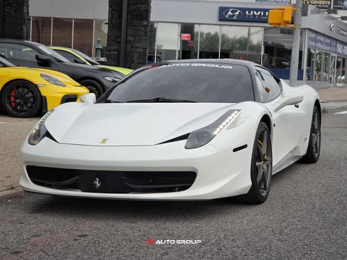 Used 2015 Ferrari 458 Italia Coupe RWD image 3