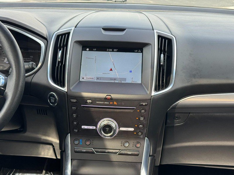 Used 2019 Ford Edge Titanium w/ Equipment Group 301A AWD/4WD image 13