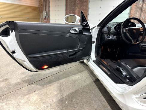 Used 2008 Porsche Cayman image 31
