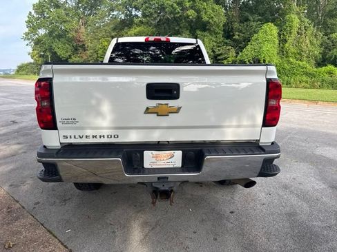 Used 2018 Chevrolet Silverado 2500 W/T w/ WT Convenience Package AWD/4WD image 6