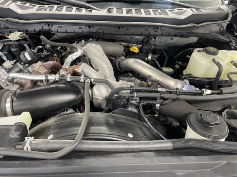 Used 2024 Ford F250 Lariat w/ Sport Appearance Package image 36