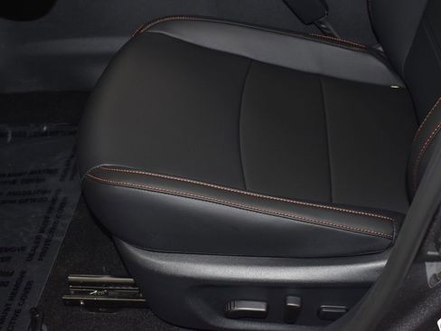 New 2025 Nissan Sentra SR w/ SR Premium Package image 16