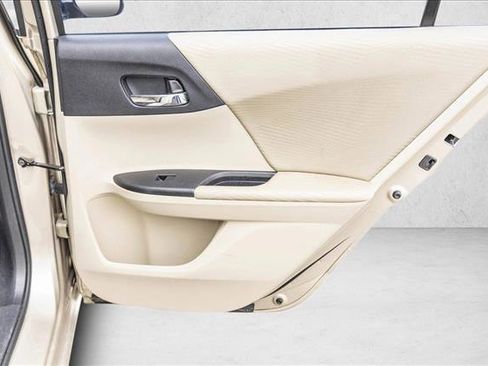 Used 2014 Honda Accord LX image 26