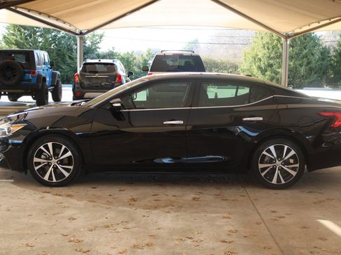 Used 2018 Nissan Maxima Platinum image 6