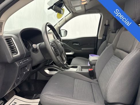 Used 2024 Nissan Frontier SV w/ Hardbody Edition AWD/4WD image 15