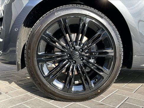 New 2026 Land Rover Range Rover Sport Dynamic SE AWD/4WD image 12