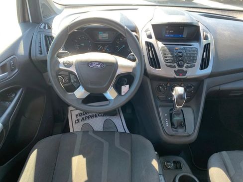 Used 2018 Ford Transit Connect XLT FWD image 12