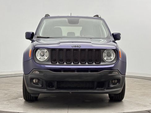 Used 2018 Jeep Renegade Altitude w/ Safety & Security Group image 2