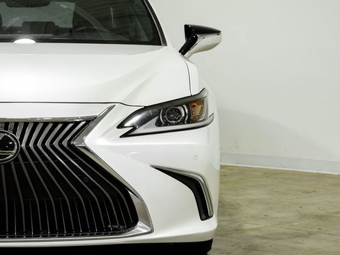 Used 2019 Lexus ES 350 w/ Premium Package image 43