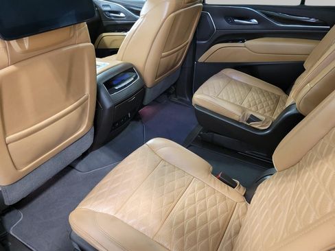 Certified 2021 Cadillac Escalade Sport AWD/4WD image 21