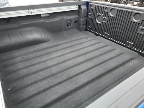 New 2026 Nissan Frontier SV RWD image 10