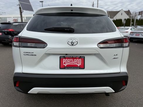 New 2026 Toyota Corolla Cross LE image 7