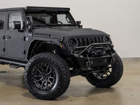 Used 2025 Jeep Gladiator Rubicon w/ Safety Group image 29