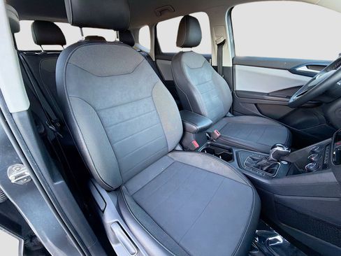 Used 2022 Volkswagen Taos SE image 14