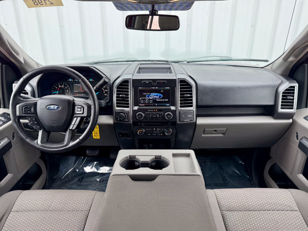 Used 2015 Ford F150 XLT w/ Equipment Group 302A Luxury AWD/4WD image 33
