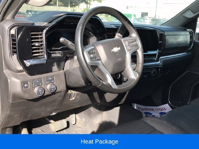 Used 2025 Chevrolet Silverado 3500 LT w/ Convenience Package AWD/4WD image 5
