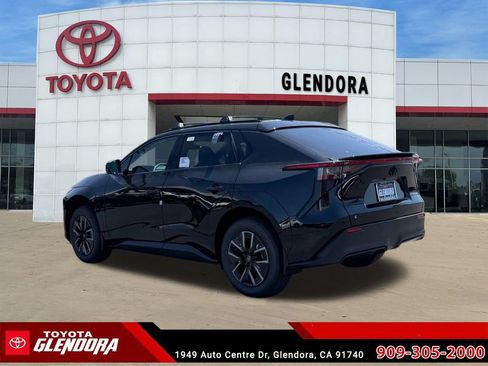 New 2026 Toyota bZ FWD image 7