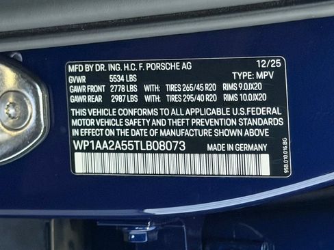Certified 2026 Porsche Macan AWD/4WD image 26