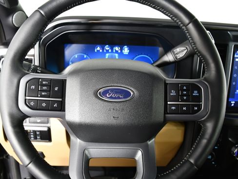 Used 2024 Ford F350 Lariat w/ Chrome Package AWD/4WD image 24