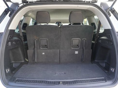 Used 2023 Jeep Grand Cherokee L Laredo RWD image 27