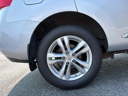 Used 2013 Nissan Rogue SV w/ Premium Pkg AWD/4WD image 24