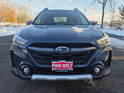 Used 2025 Subaru Outback Limited image 10