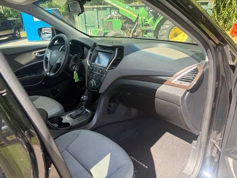 Used 2017 Hyundai Santa Fe Sport FWD image 27