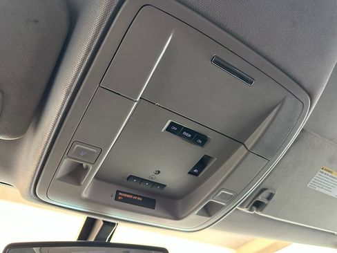 Used 2018 Chevrolet Silverado 1500 LT w/ Texas Edition image 20