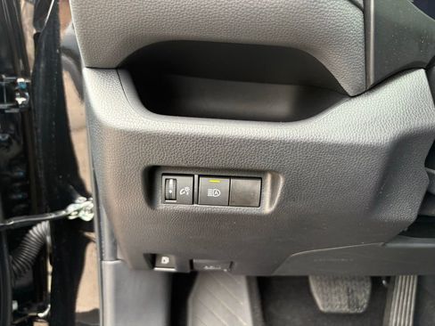 Used 2024 Toyota RAV4 XLE image 29