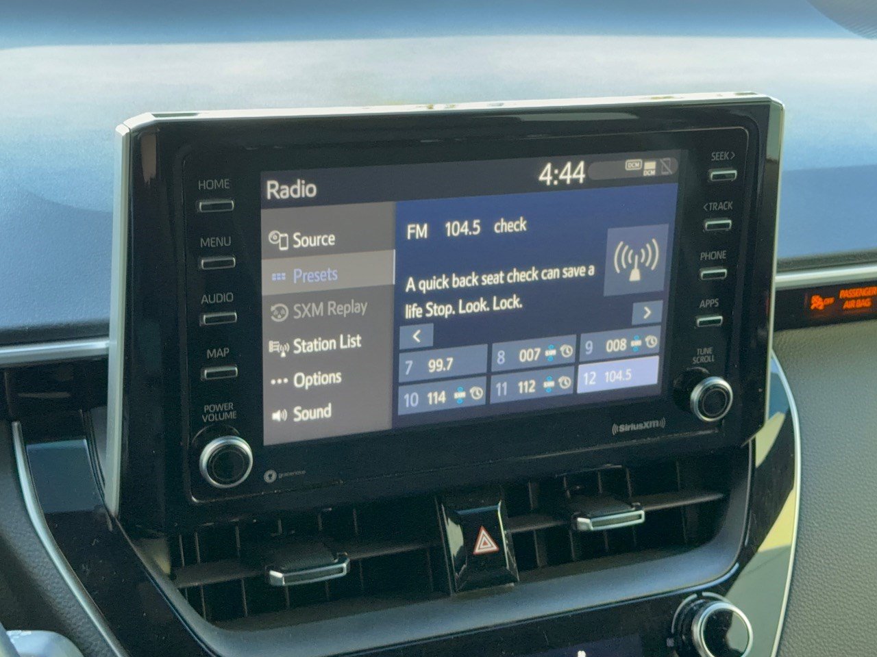 Used 2021 Toyota Corolla SE FWD image 23