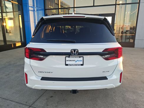 New 2026 Honda Odyssey Elite image 6