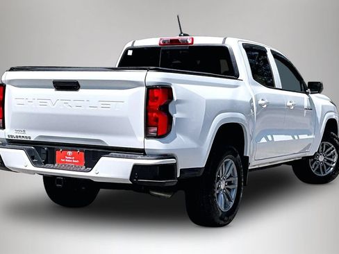 Used 2025 Chevrolet Colorado LT w/ LT Convenience Package AWD/4WD image 5