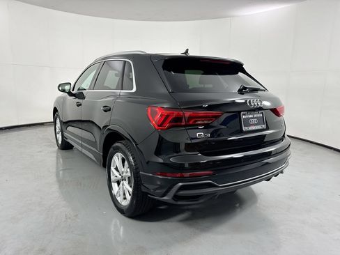 Used 2025 Audi Q3 2.0T Premium w/ Convenience Package AWD/4WD image 31