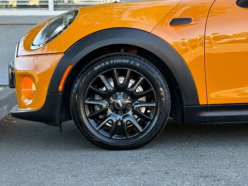 Used 2017 MINI Cooper 2-Door Hardtop FWD image 26