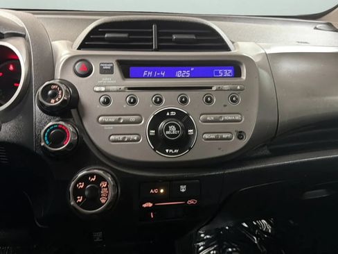 Used 2013 Honda Fit image 14