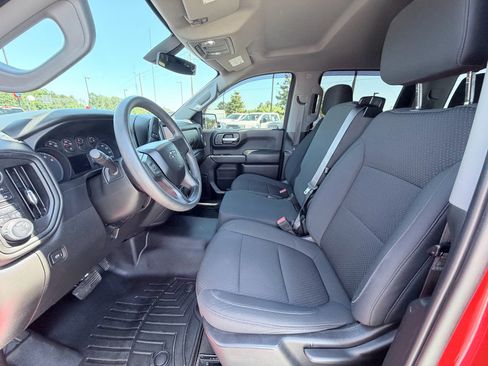 Used 2021 Chevrolet Silverado 1500 Custom Trail Boss w/ LPO, Dark Essentials Package AWD/4WD image 19