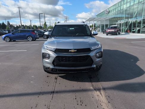 Used 2023 Chevrolet TrailBlazer ACTIV w/ Convenience Package FWD image 2