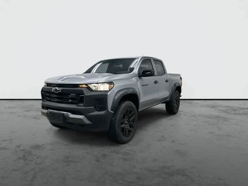 Used 2024 Chevrolet Colorado Trail Boss w/ Advanced Trailering Package AWD/4WD image 7
