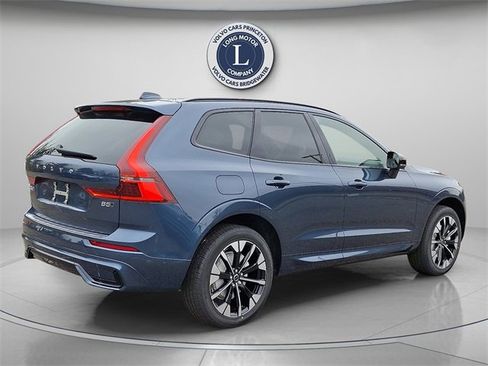 New 2026 Volvo XC60 B5 Plus w/ Protection Package Premier image 4