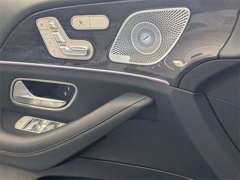 Used 2020 Mercedes-Benz GLE 450 4MATIC image 25