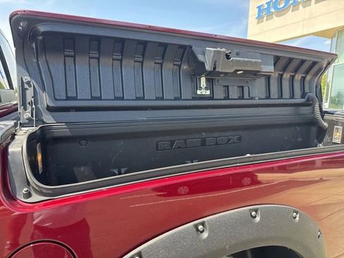 Used 2017 RAM 1500 Laramie AWD/4WD image 16