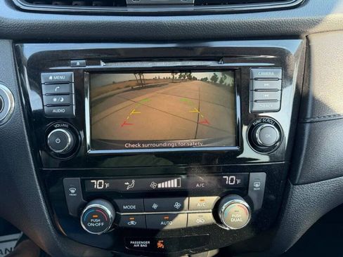 Used 2020 Nissan Rogue SV AWD/4WD image 29